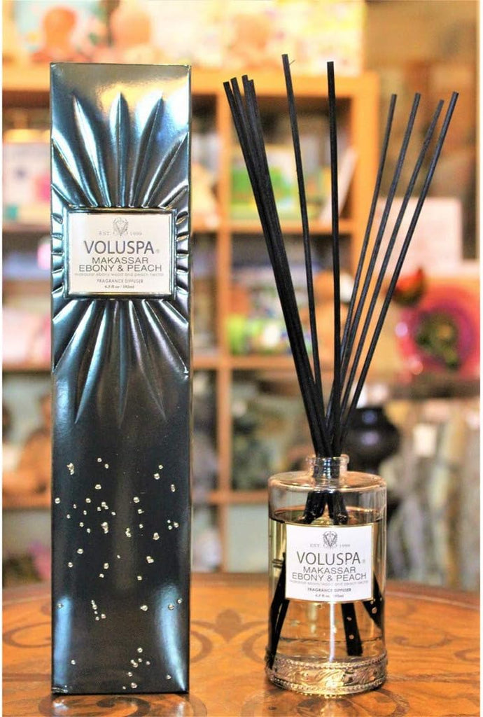 Voluspa Makassar Ebony & Peach - Reed Diffuser Makassar Ebony & Peach - A Secret Admirer
